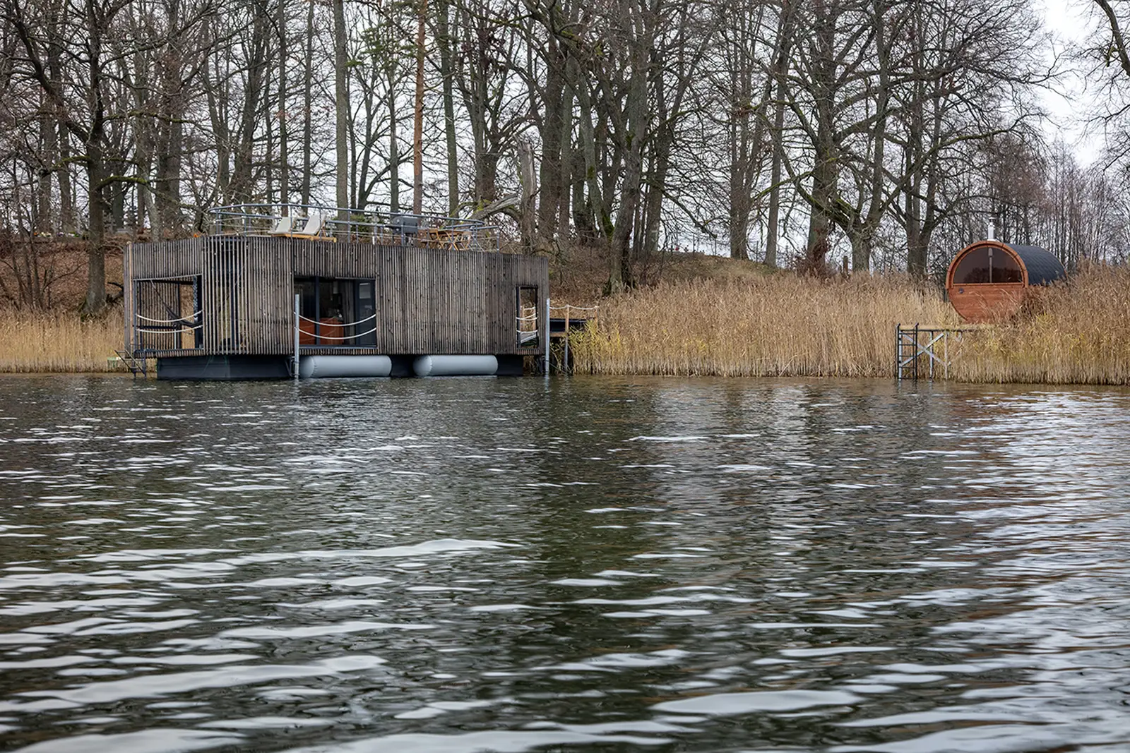 House on water Wojnowo - sauna next to Water hideout